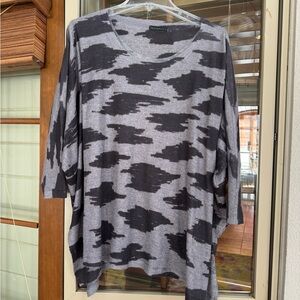 Nally & Millie Gray and Black Patterned Sweater